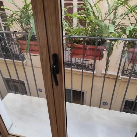 Apartamentos En Plom Valencia Exterior photo